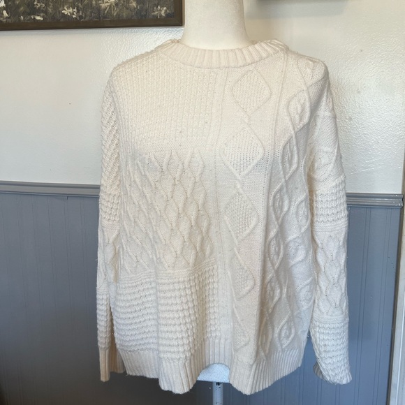 Time and Tru White Mixed Cable Knit Pullover Crewneck Sweater - Picture 1 of 8